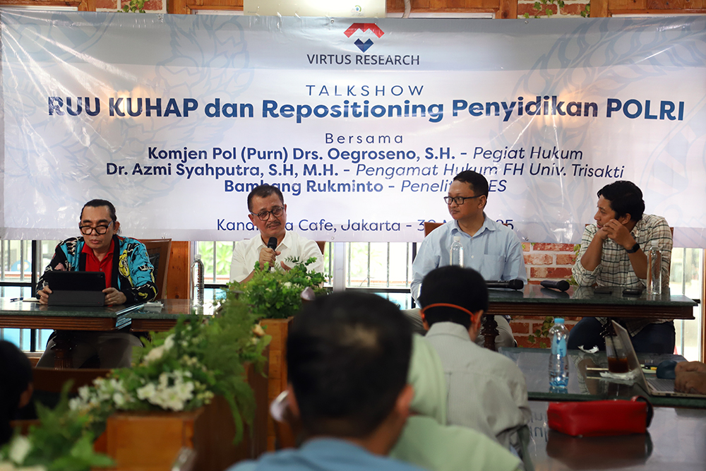 VIRTUS RESEARCH menggelar diskusi bertajuk “RUU KUHAP dan Repositioning Penyidik Polri”. (BeritaNasional/Elvis Sendouw)
