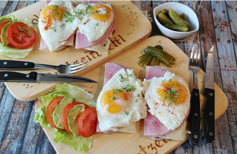 Ilustrasi telur omega (Foto/Pixabay)
