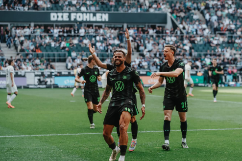 Leeds United merekrut Lukas Nmecha dari VfL Wolfsburg secara gratis. (Foto/Instagram)