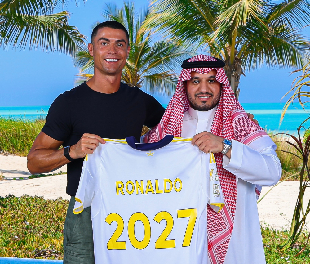 Cristiano Ronaldo resmi memperpanjang kontrak dengan Al-Nassr. (Foto/instagram Cristiano)