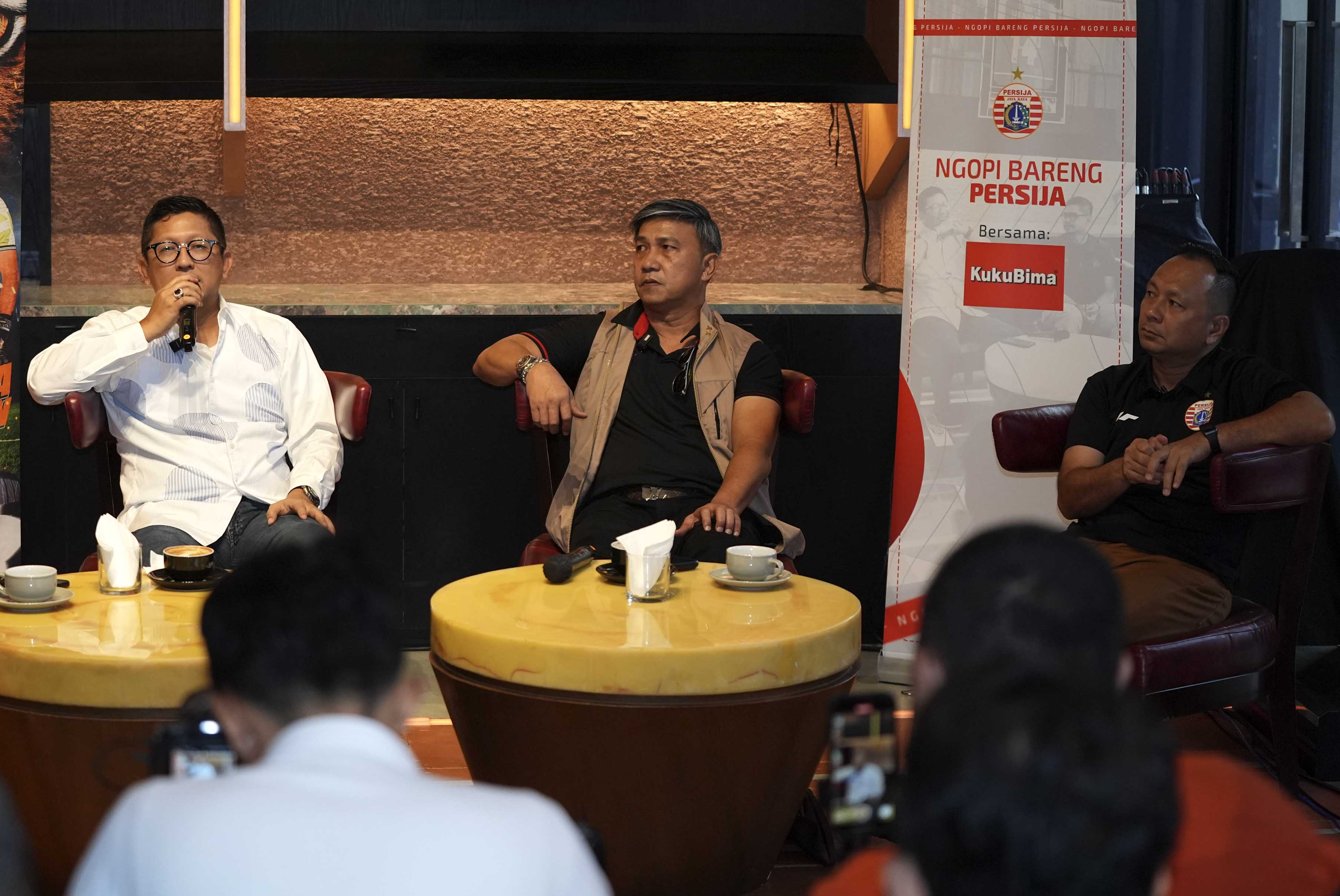 Direktur Persija Jakarta, Mohamad Prapanca (kiri). (Foto/Persija)