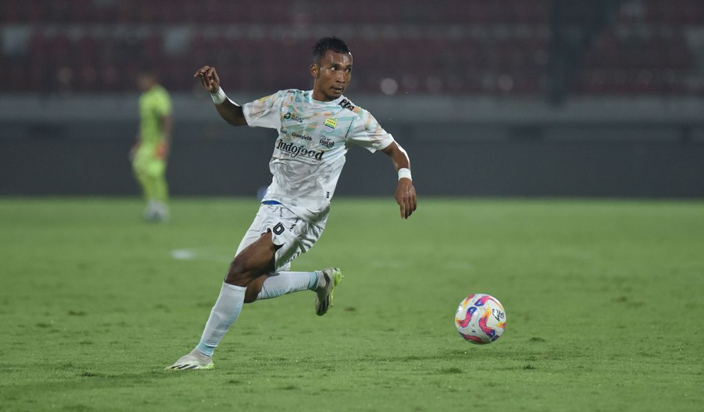 Gelandang Persib Bandung Robi Darwis. (Foto/persib.co.id)