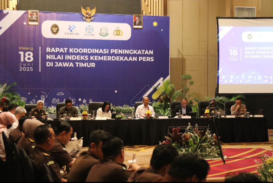Sejumlah pemangku kepentingan membahas kebebasan pers di Jawa Timur. (BeritaNasional/Bachtiarudin alam)