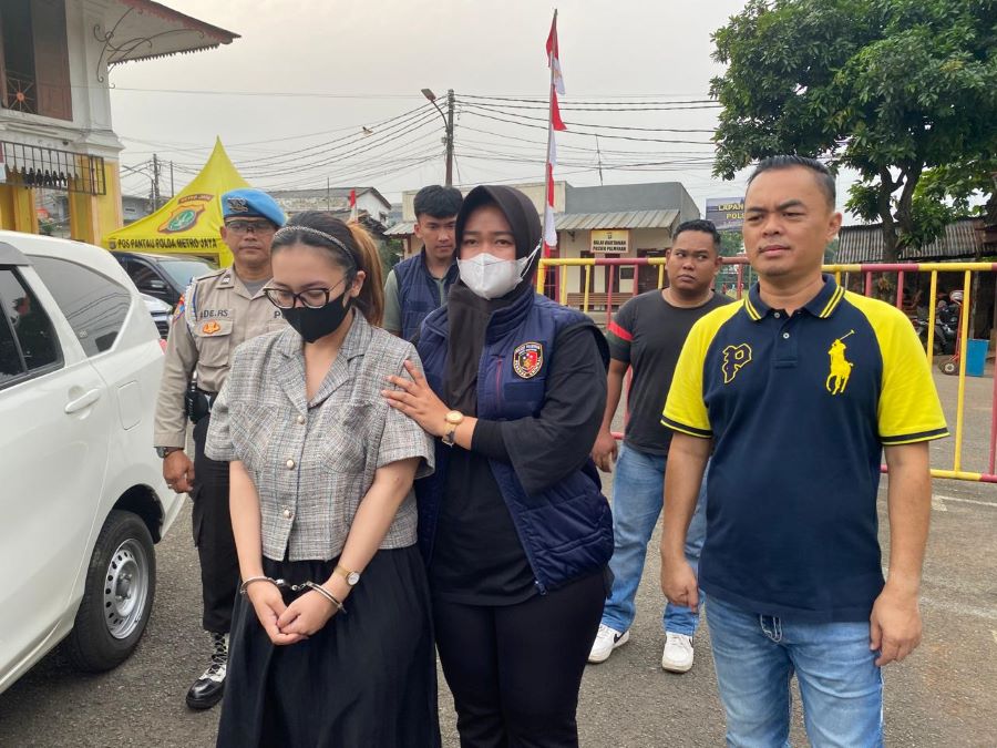 Pelaku pembuangan bayi di Palmerah, Jakarta Barat. (Foto/doc. Humas Polri)