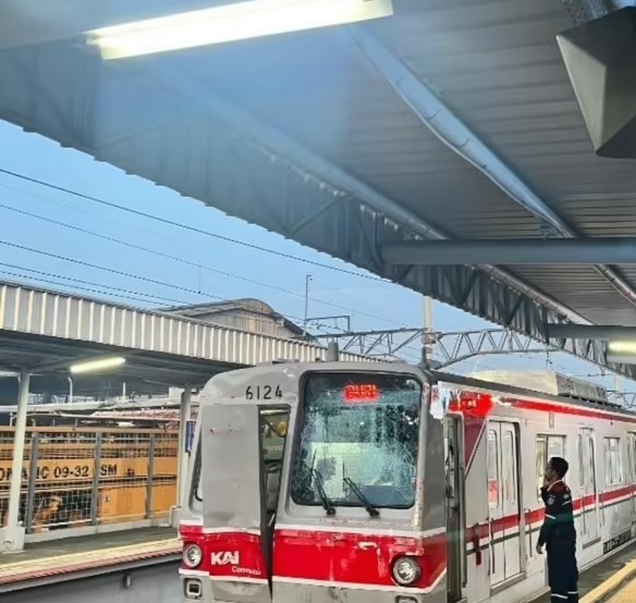 KAI Akan Tempuh Jalur Hukum Terkait Insiden KRL Vs Truk di Tangerang. (Foto/istimewa).