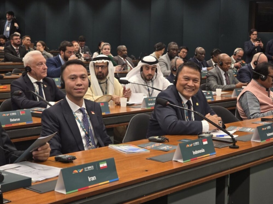 Ketua Badan Kerja Sama Antar Parlemen (BKSAP) DPR RI, Mardani Ali Sera di pertemuan BRICS Brazil. (BeritaNasional/istimewa)