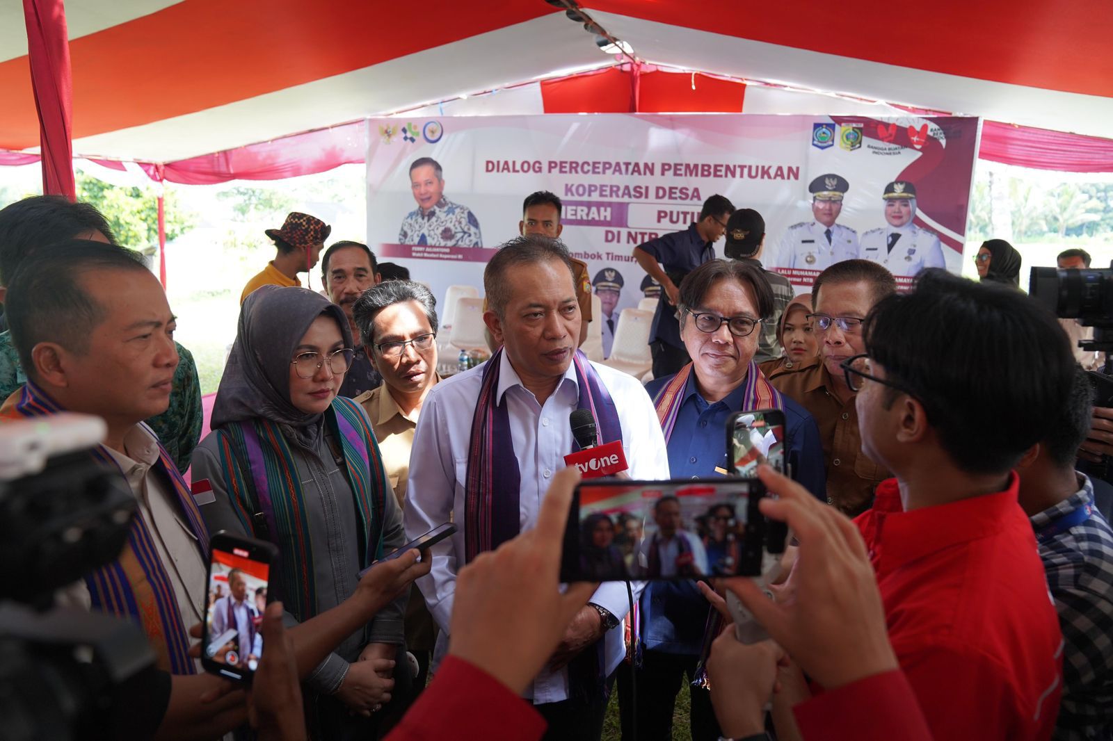 Wakil Menteri Koperasi Ferry Juliantono. (Foto/istimewa)
