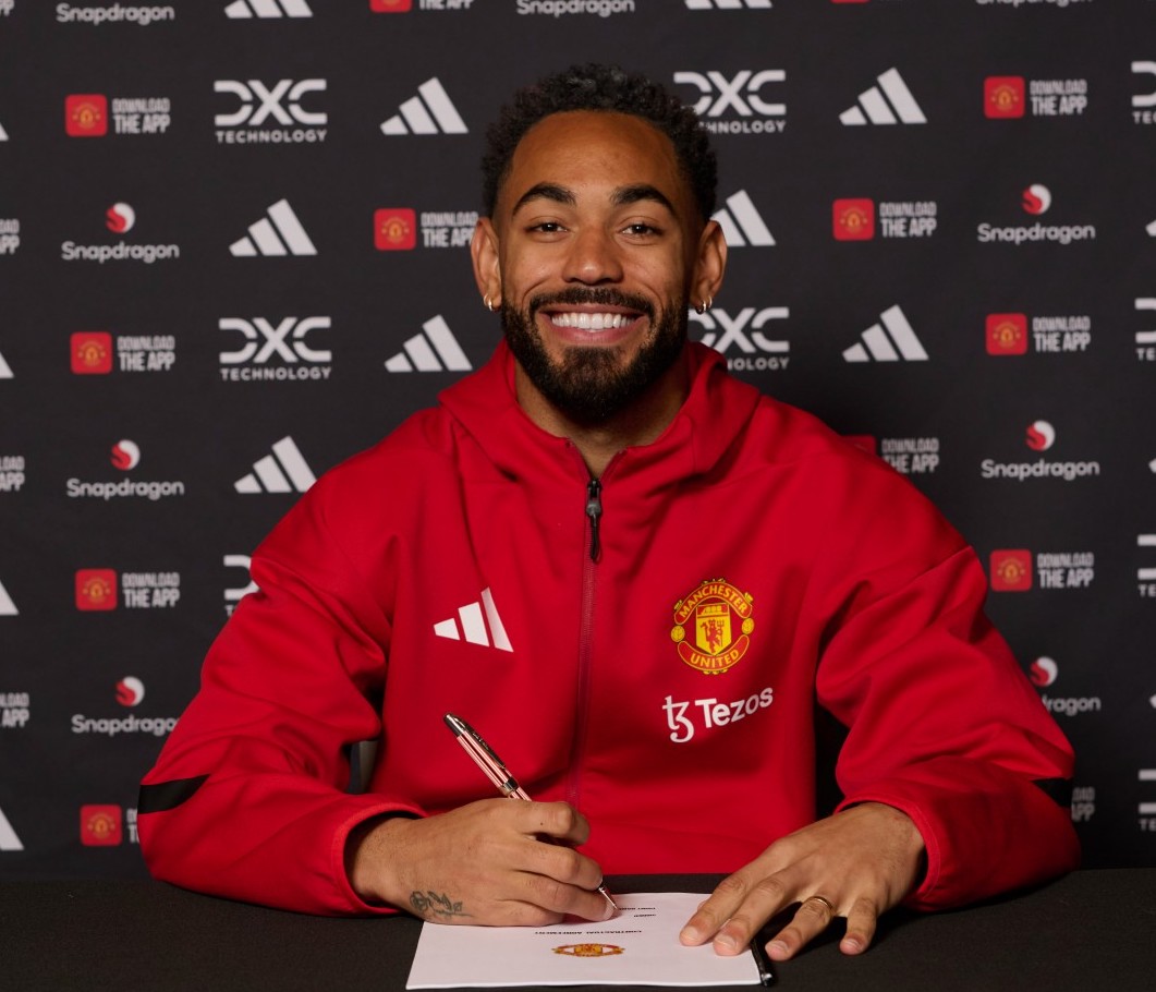 Resmi Gabung MU, Matheus Cunha Ungkap Rasa Bahagia Matheus Cunha Resmi Gabung MU. (Foto/Manchester United)