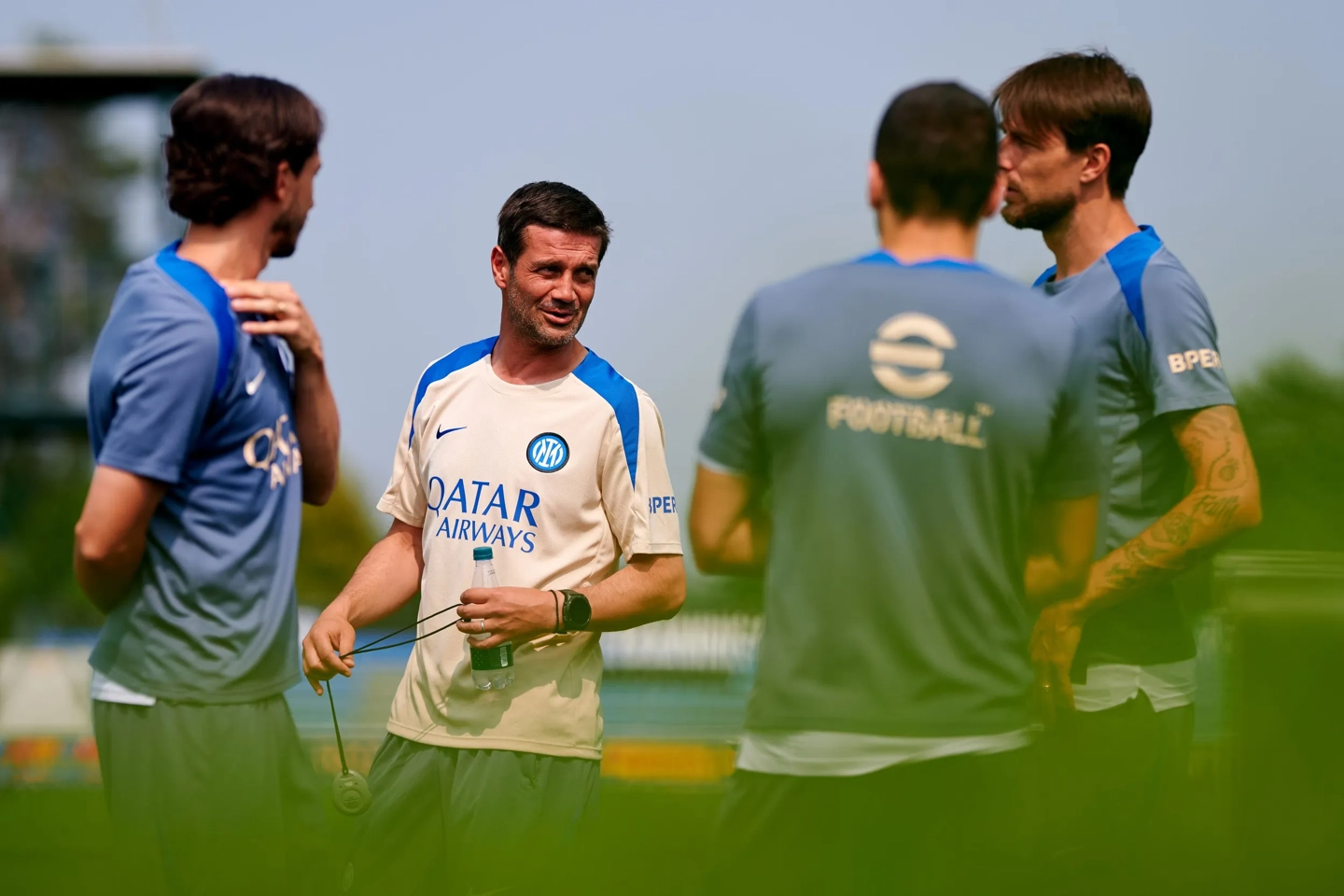 Pelatih Kepala Inter Milan Cristian Chivu saat memimpin sesi latihan perdana. (Foto/Inter.it)