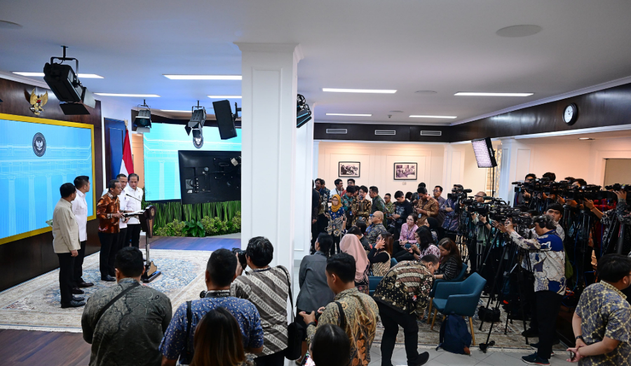 Menteri Energi dan Sumber Daya Mineral (ESDM), Bahlil Lahadalia. (BeritaNasional/doc. Setkab)