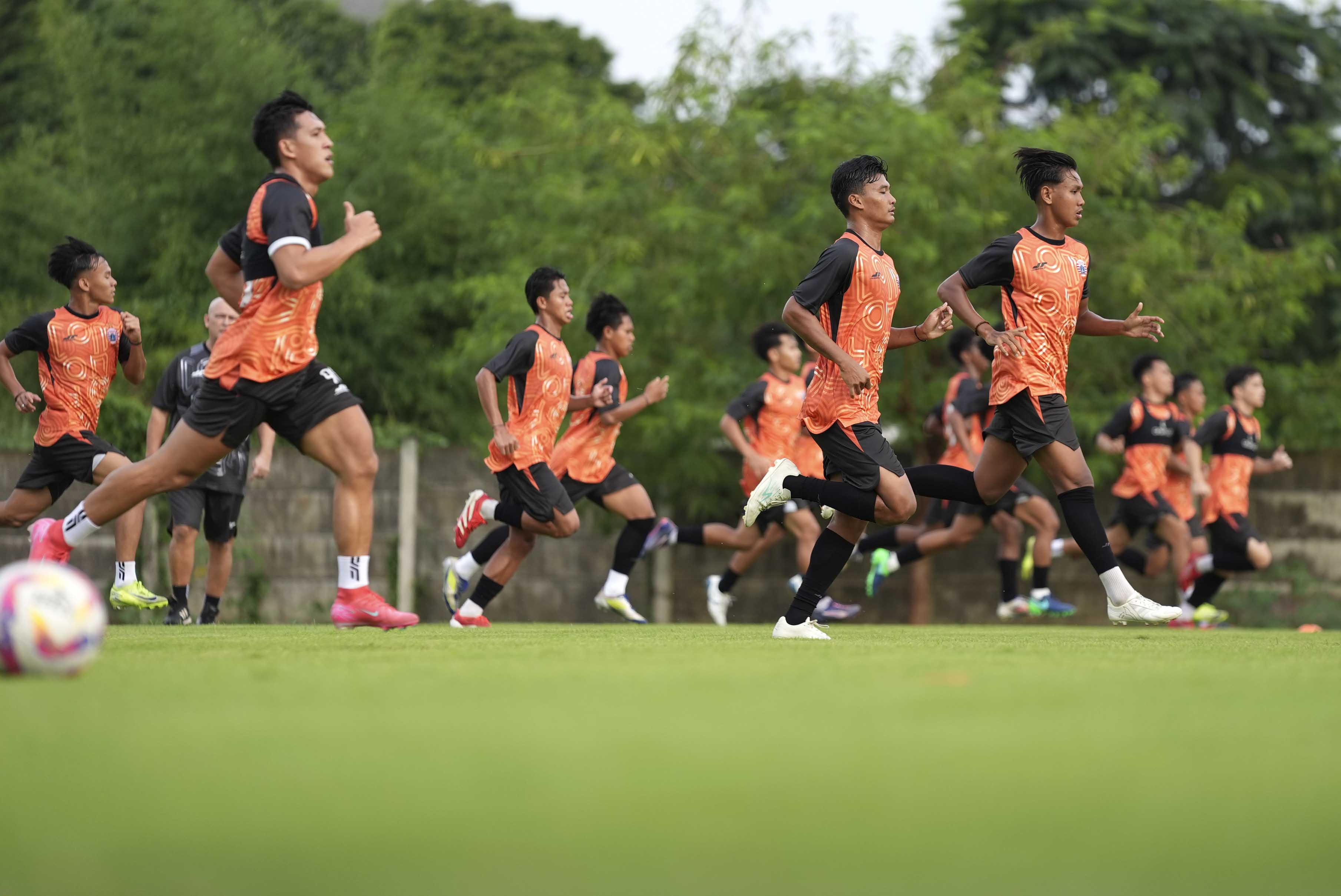 Mauricio Souza Fokus Pemulihan Fisik di Latihan Perdana Persija Persija Jakarta menggelar latihan perdana. (Foto/Persija)