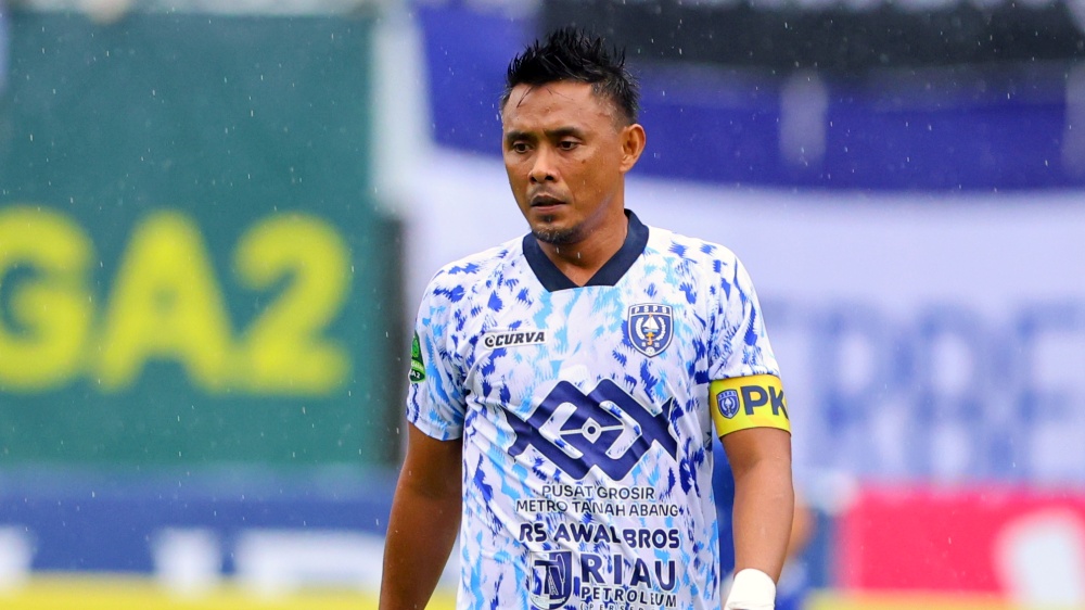Pesepak bola Maman Abdurrahman mengumumkan gantung sepatu. (Foto/PT LIB)