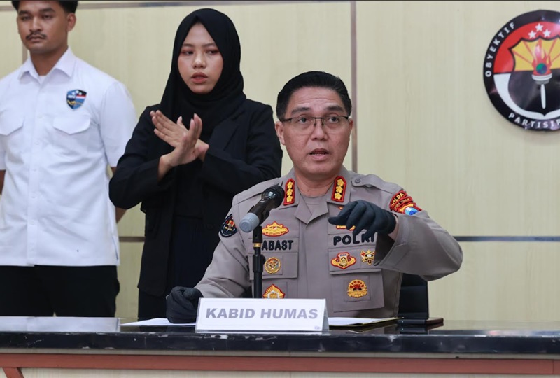 Kabid Humas Polda Jawa Timur, Kombes Pol Jules Abraham Abast (Beritanasional/Bachtiar)