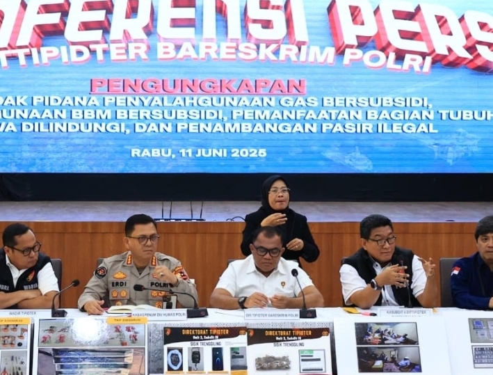 Polri Gagalkan Perdagangan Sisik Trenggiling untuk Obat dan Narkoba Polri Gagalkan Perdagangan Sisik Trenggiling. (BeritaNasional/Bachtiar)