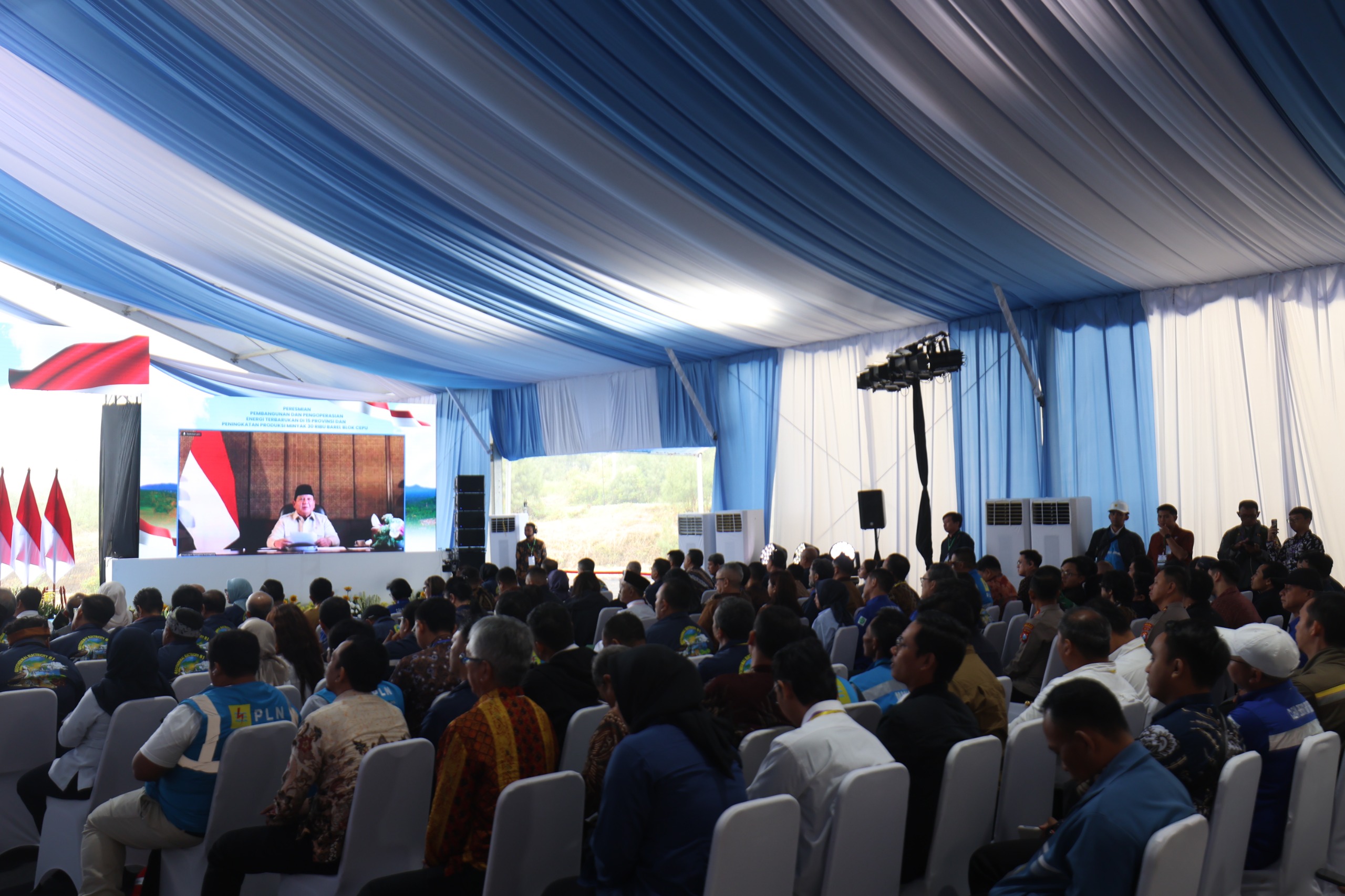 Presiden Prabowo Subianto saat video conference peresmian pembangunan dan pengoperasian energi terbarukan di 15 Provinsi. (BeritaNasional/Setpres)
