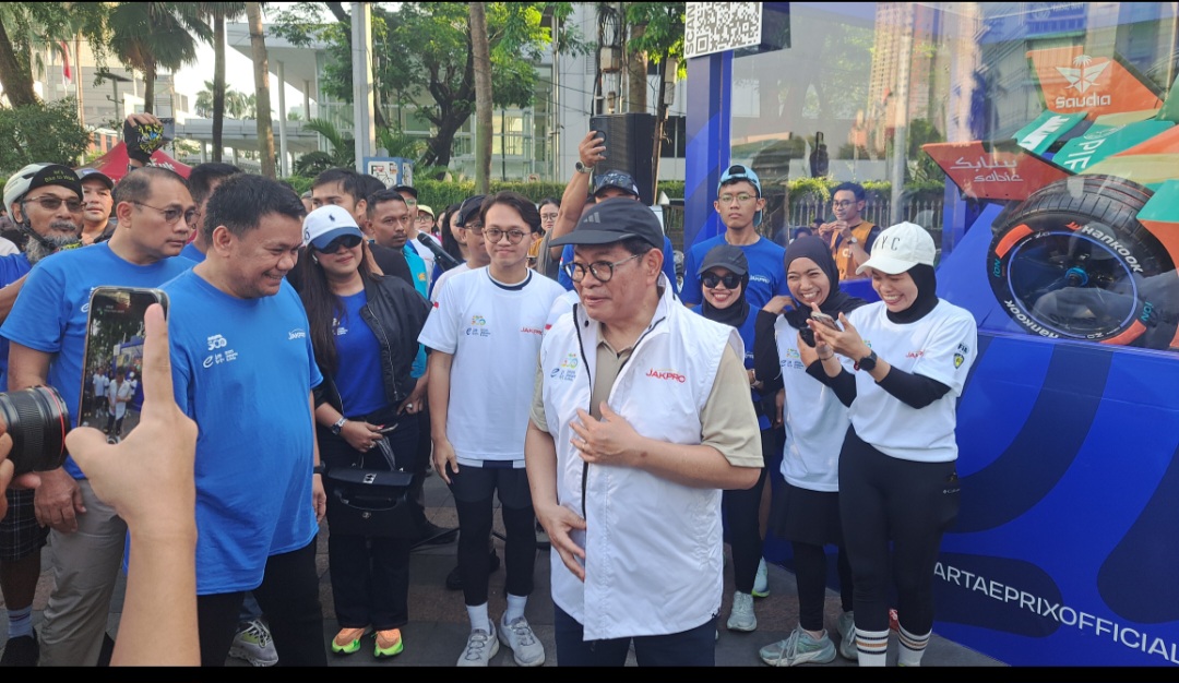 Pramono Anung ajak warga Jakarta tonton Formula E di Ancol Jakarta Utara. (BeritaNasional/Lydia)