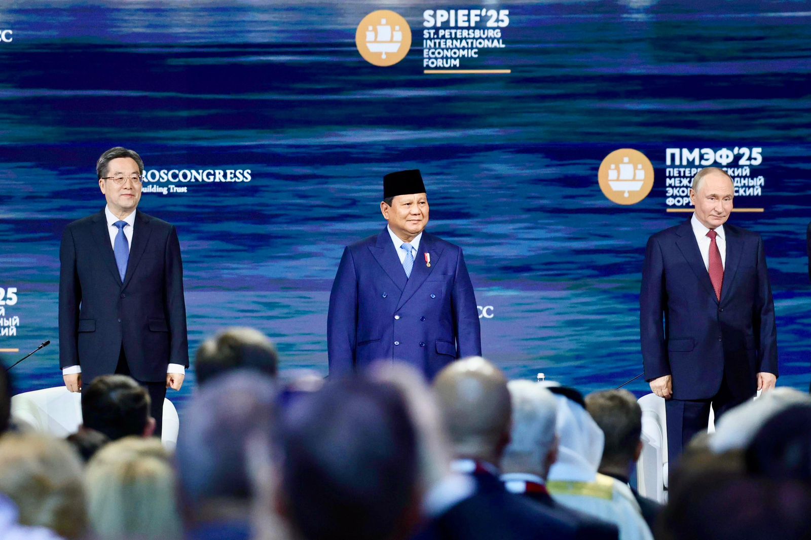 Presiden Prabowo Subianto dalam pidato perdananya di panggung Forum Ekonomi Internasional St. Petersburg (SPIEF) 2025. (Foto/Tim Media Prabowo)