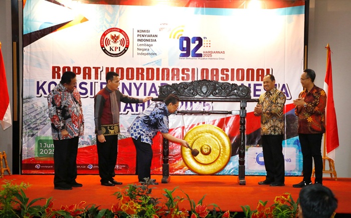 Komisi Penyiaran Indonesia (KPI) langsung menggelar Rapat Koordinasi Nasional (Rakornas) 2025. (Foto/KPI)