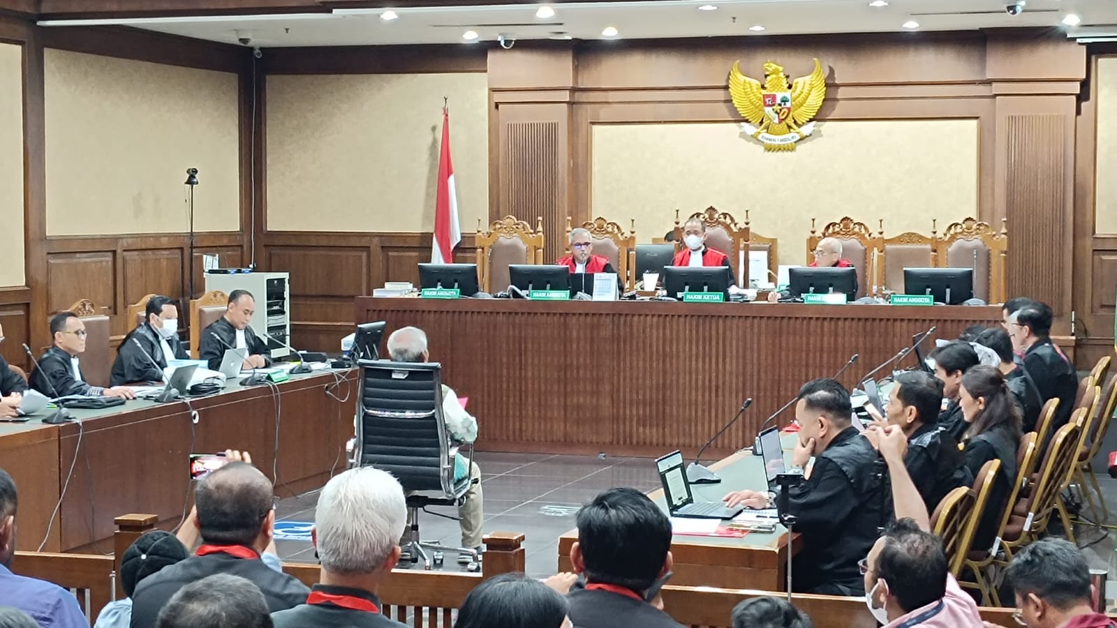Saksi Ahli di persidangan Hasto Kristiyanto. (BeritaNasional/Panji Septo)