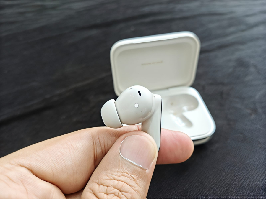 realme Buds Air7 Pro resmi meluncur di Indonesia. (Beritanasional/Iman)