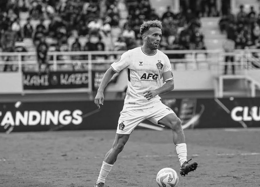 Ze Valente Puji Loyalitas Suporter PSIM. (Foto/instagram Ze Valente)