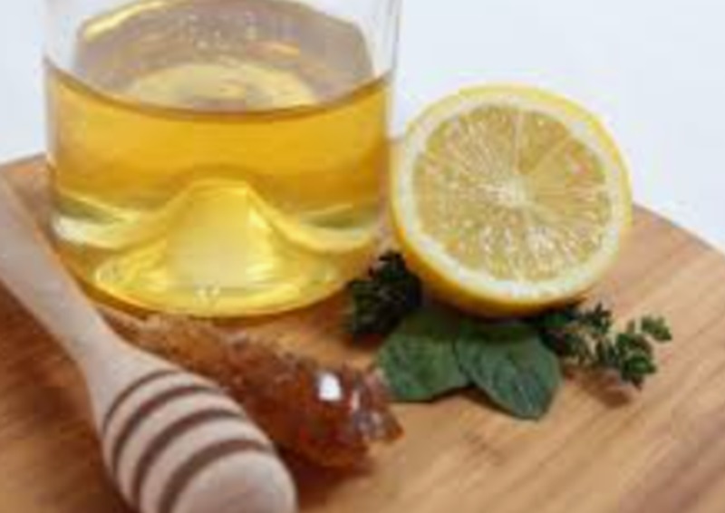 Minuman lemon dan madu (Foto/Pixabay)
