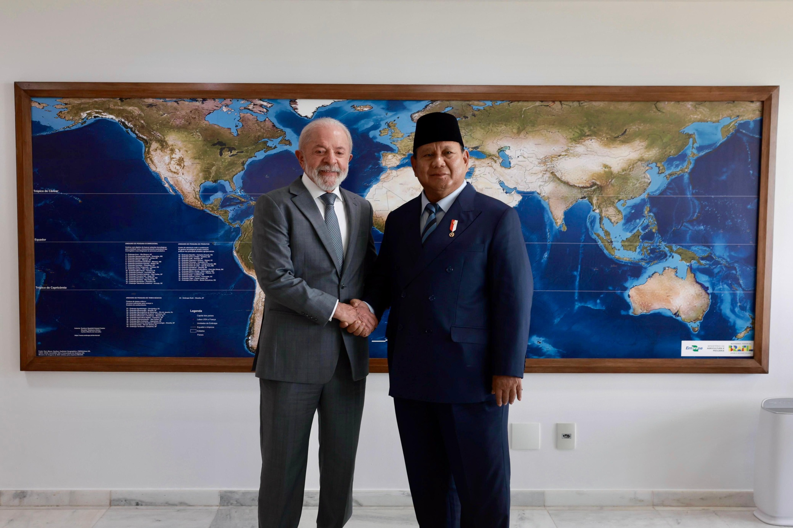 Presiden Prabowo Subianto bersama Presiden Brasil Luiz Inacio Lula da Silva. (BeritaNasional/dok Gerindra)