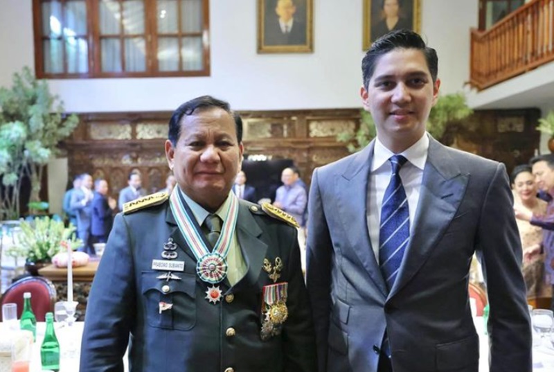 Wakil Ketua Komisi I DPR RI Budisatrio Djiwandono bersama Presiden (Foto/Instagram Budi)