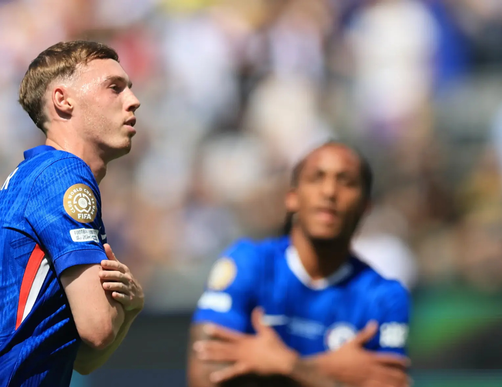 Pemain Chelsea Cole Palmer saat mencetak gol ke gawang PSG di final Piala Dunia Antarklub FIFA 2025. (Foto/fifa.com)