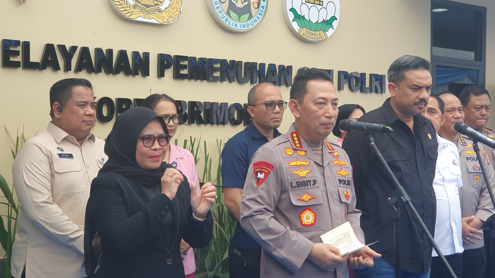 Kapolri Kembali Resmikan 28 SPPG Baru Rekrut 1.300 Pekerja. (BeritaNasional/Bachtiar)