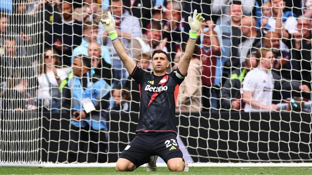 Kiper Aston Villa, Emiliano Martinez. (Foto/instagram emi_martinez26)