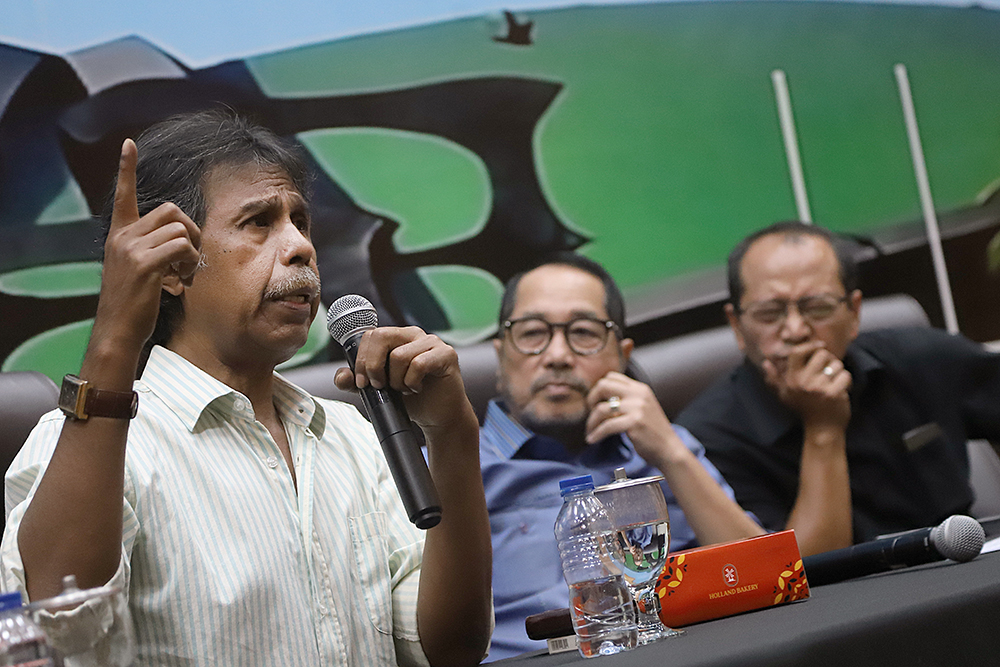 Diskusi Konstitusi dan Demokrasi Indonesia dengan tema: "Pokok-Pokok Haluan Negara (PPHN) Bentuk Hukum dan Subtansi”. (BeritaNasional/Elvis Sendouw)