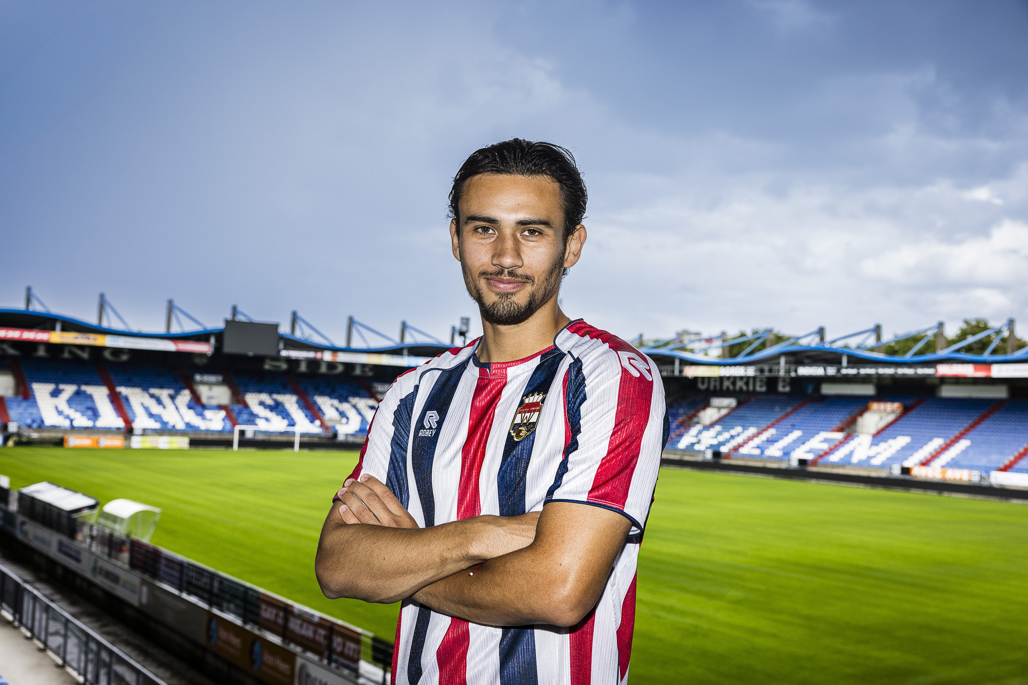 Nathan Tjoe-A-On Gabung Willem II. (Foto/Willem II)