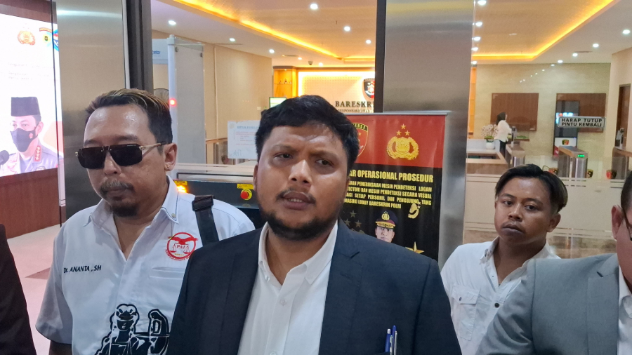 Kasus dugaan pemalsuan dokumen, Pablo dan Rey dilaporkan ke Bareskrim. (BeritaNasional/Bachtiarudin Alam)
