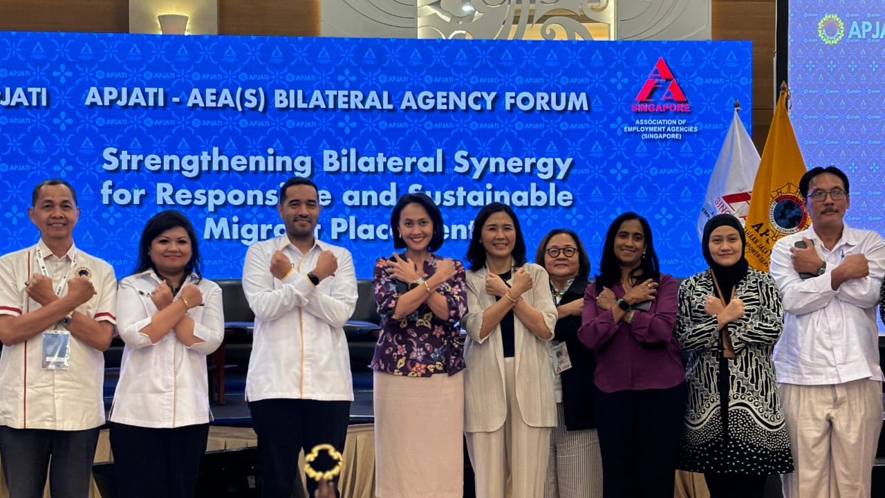 Wakil Menteri Pelindungan Pekerja Migran Indonesia (Wamen P2MI), Christina Aryani menerima kunjungan Sekjen Kementerian Perhubungan. (BeritaNasional/Elvis Sendouw/HO Hms P2MI)