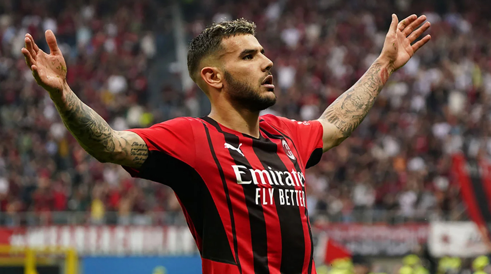 Pesepak bola AC Milan Theo Hernandez jadi incara klub Arab Saudi, Al-Hilal. (Foto/acmilan.com)