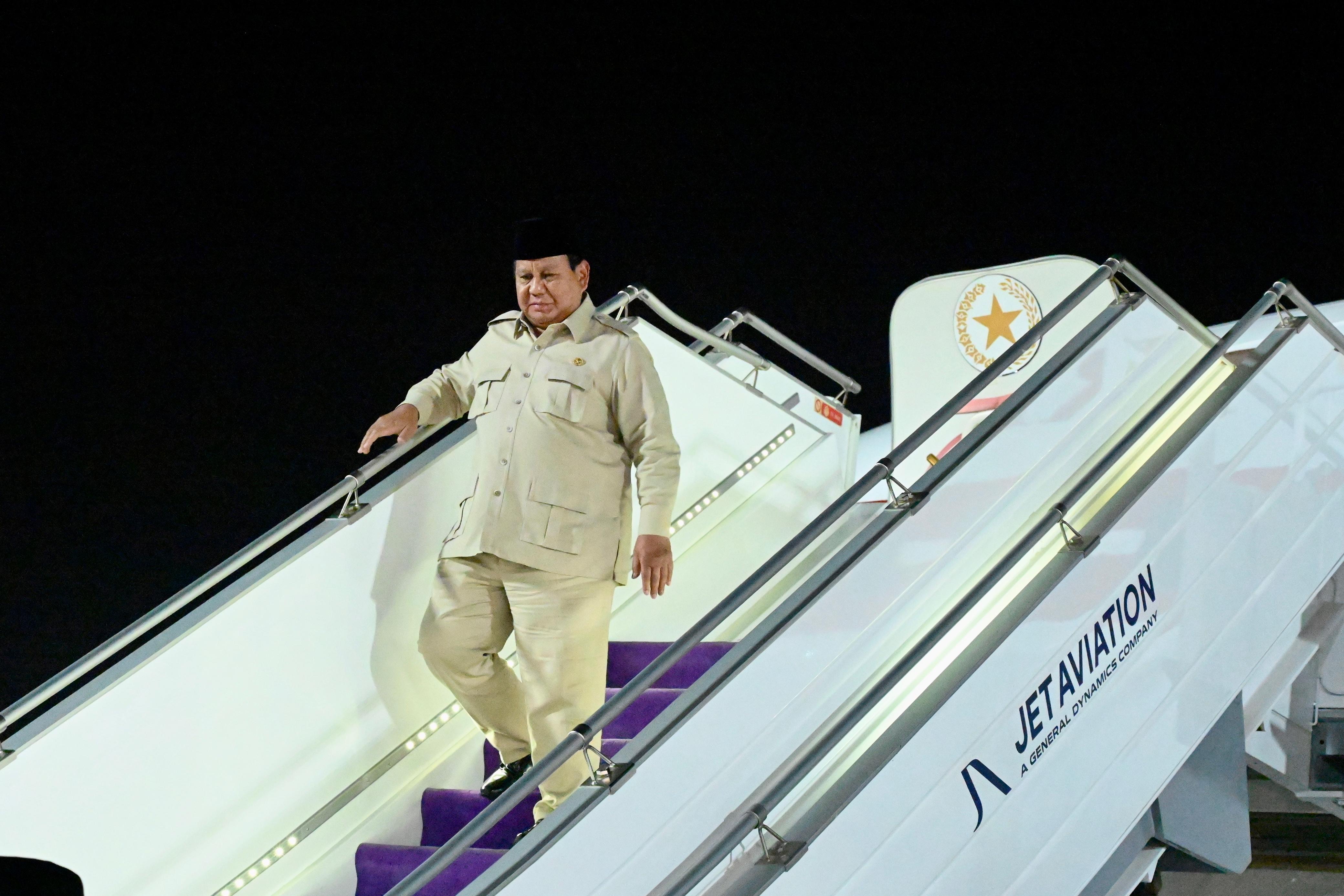Presiden Prabowo tiba di Jeddah. (Foto/BPMI).