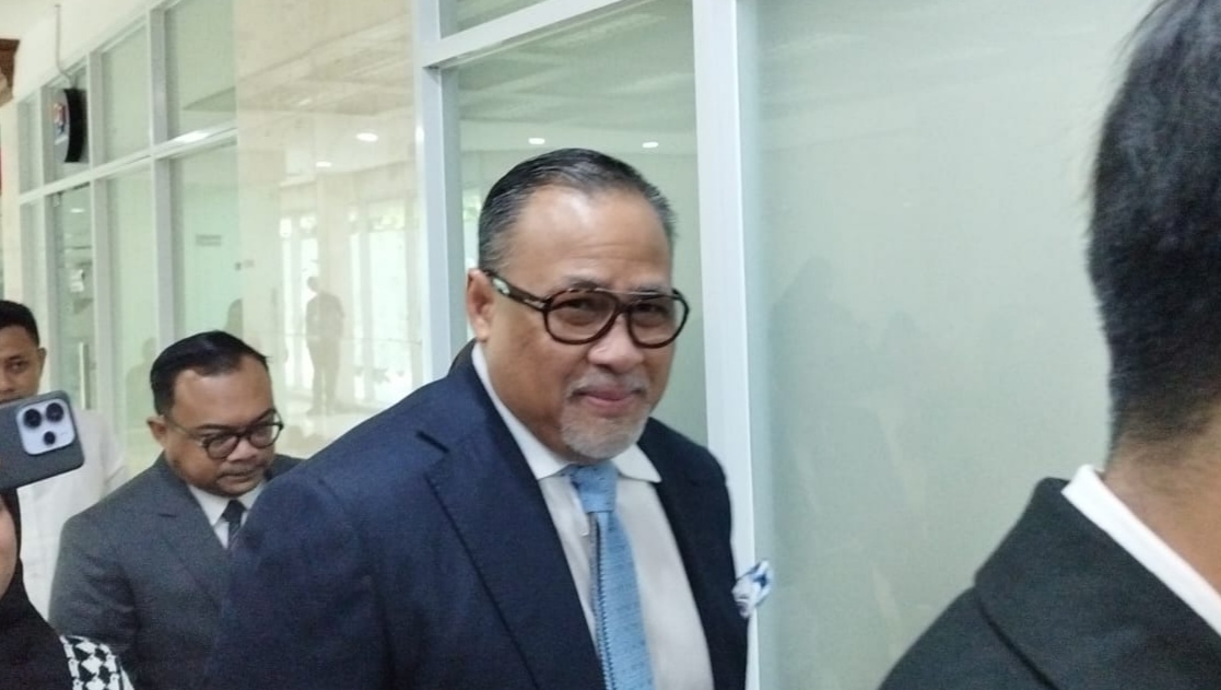 Raden Dato Mohammad Iman Hascarya Kusumo saat akan mengikuti fit and proper test sebagai Dubes RI. (BeritaNasional/Ahda)