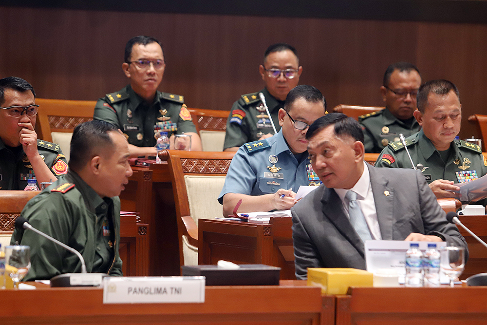 Rapat Kerja Komisi I bersama Kementerian Pertahanan dan Panglima TNI. (BeritaNasional/Elvis Sendouw)