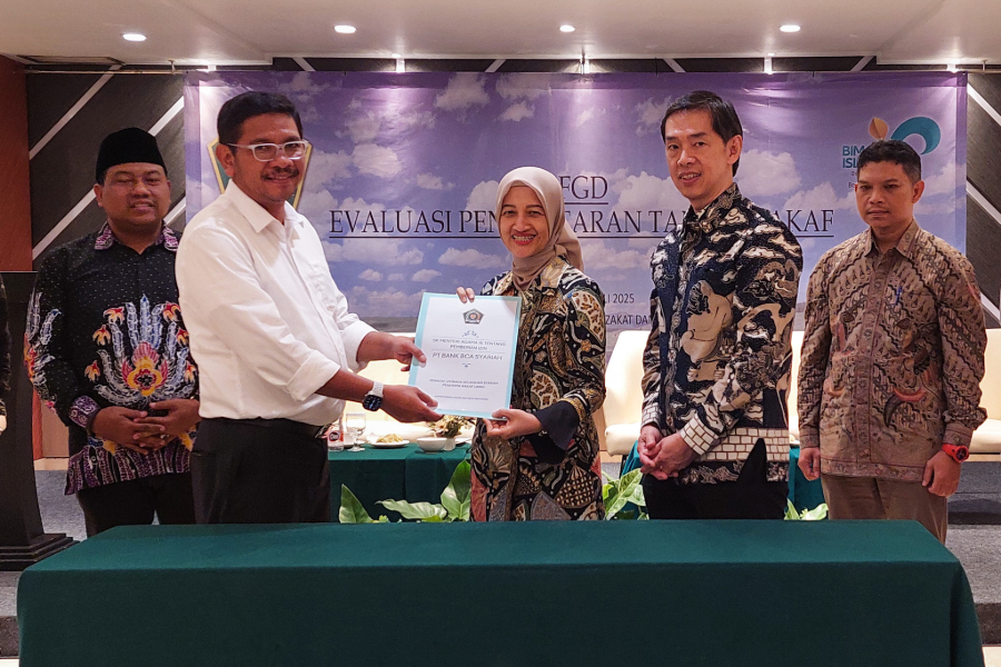 BCA Syariah resmi jadi lembaga penerima wakaf uang dari Kementerian Agama. (Foto/doc. BCA Syariah)