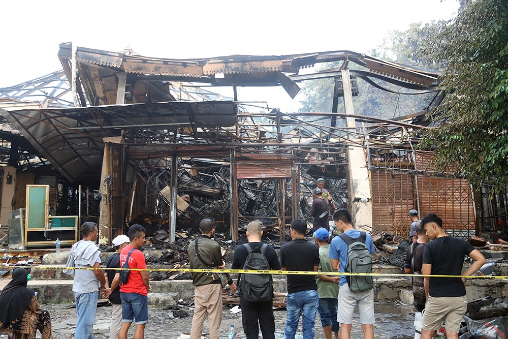 Situasi Pasar Taman Puring, Kebayoran Baru, Jakarta Selatan usai kebakaran. (BeritaNasional/Elvis)
