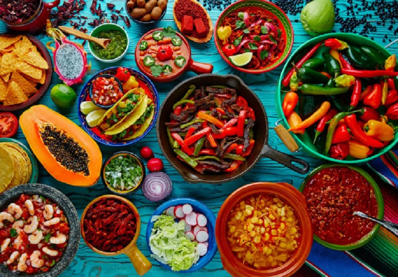 5 Makanan yang Bisa Picu Radang Usus Buntu, Apa Saja? Makanan pedas bisa memicu radang usus buntu (Foto/Best life)