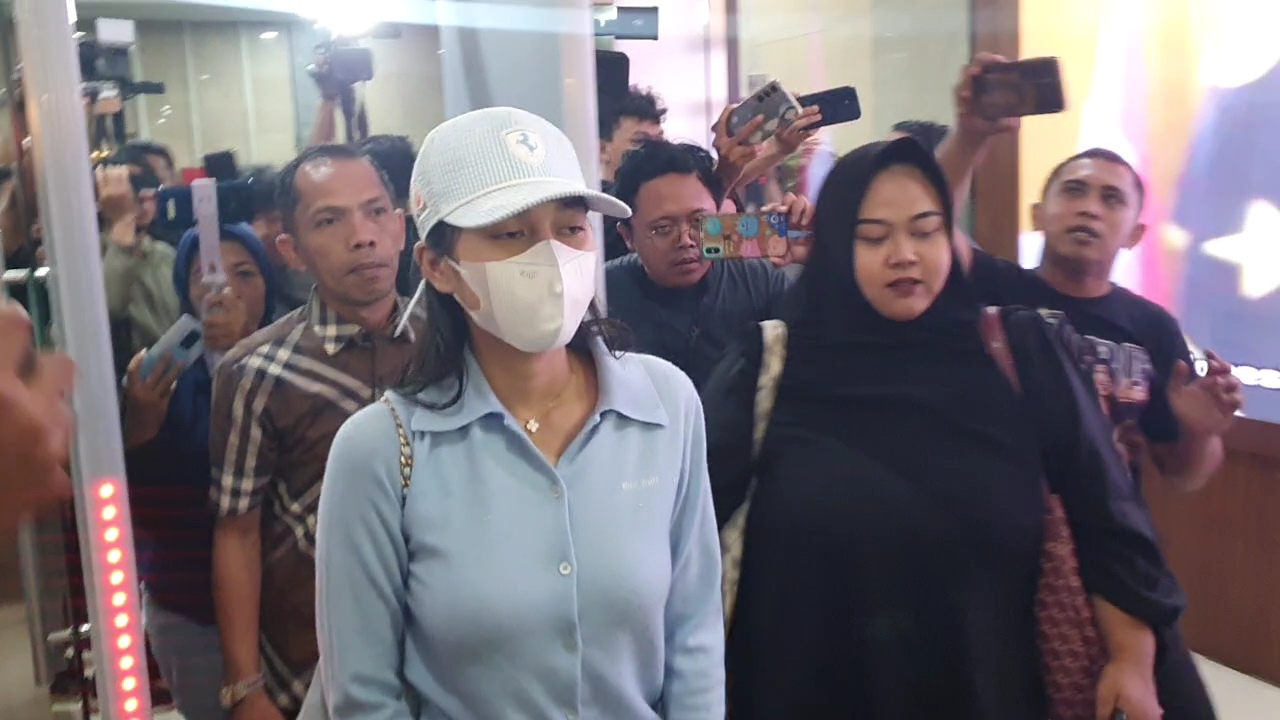 Selebgram Azizah Salsha istri pesepak bola Pratama Arhan. (BeritaNasional/Bachtiarudin Alam)
