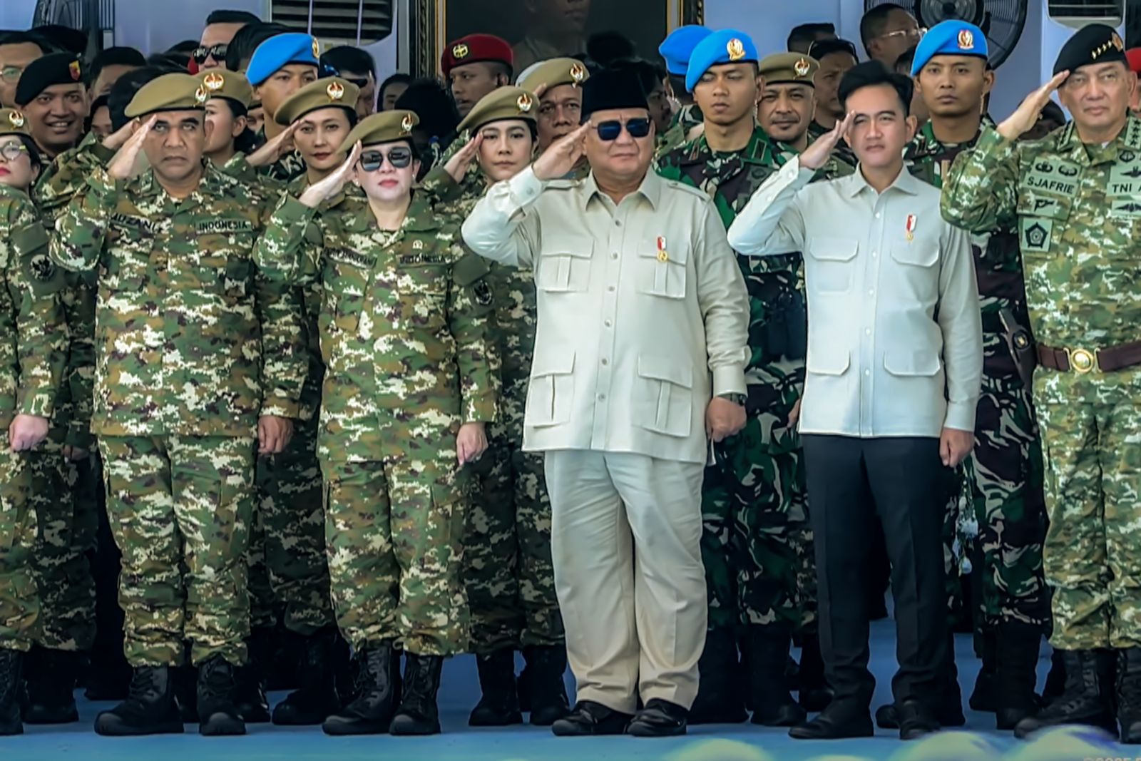 Ketua DPR RI Puan Maharani, menghadiri Upacara Gelar Pasukan Operasional dan Kehormatan Militer tahun 2025. (BeritaNasional/Elvis Sendouw/Ist)