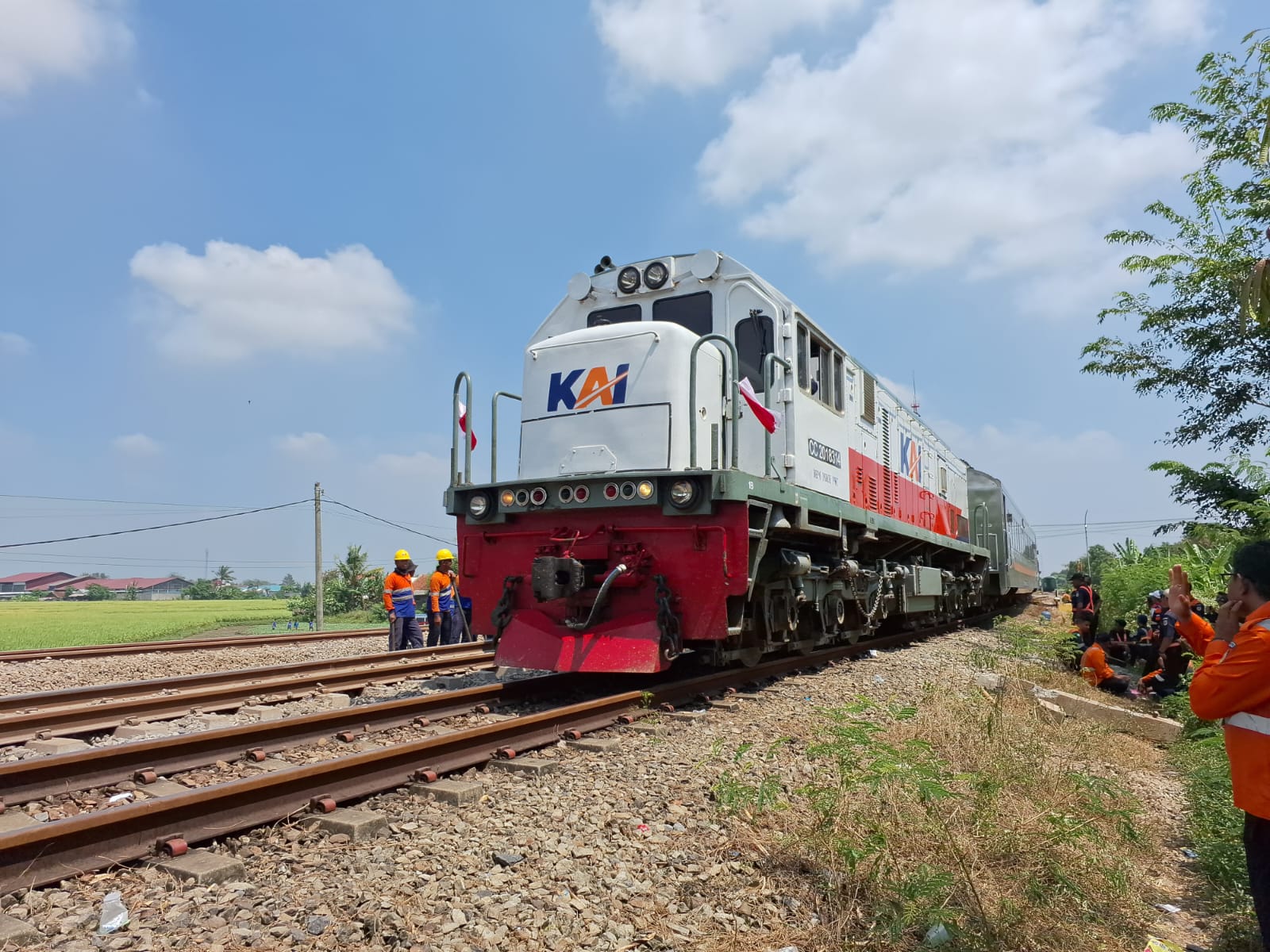 KA Argo Lawu Jadi Kereta Pertama yang Lewati Jalur Usai Insiden Anjlok. (Foto/KAI)