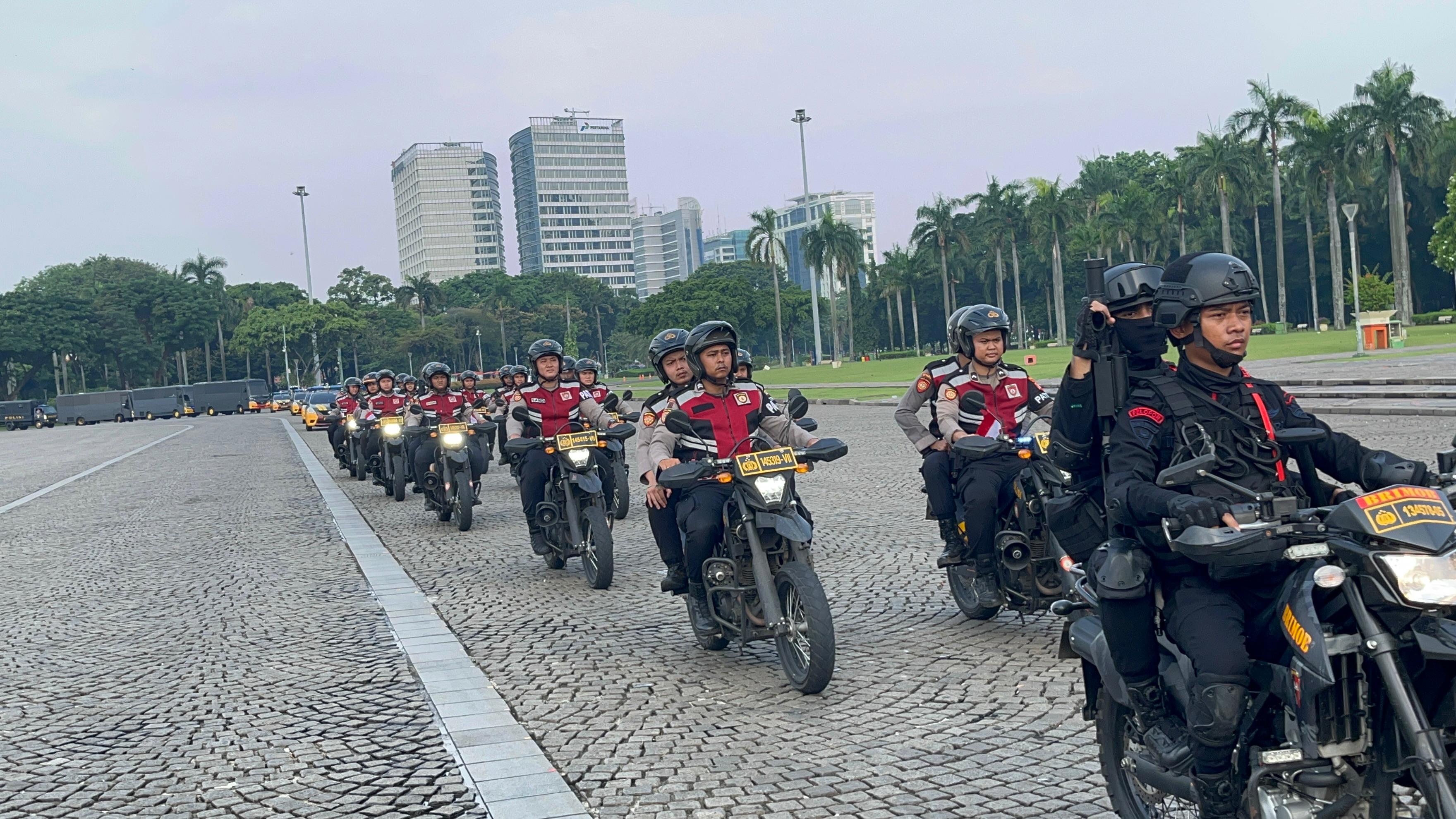 Kapolda Metro Jaya Tegaskan Patroli Besar untuk Jaga Keamanan Jakarta Patroli 13 Polres di Jakarta dan sekitarnya. (Foto/doc. Polri)