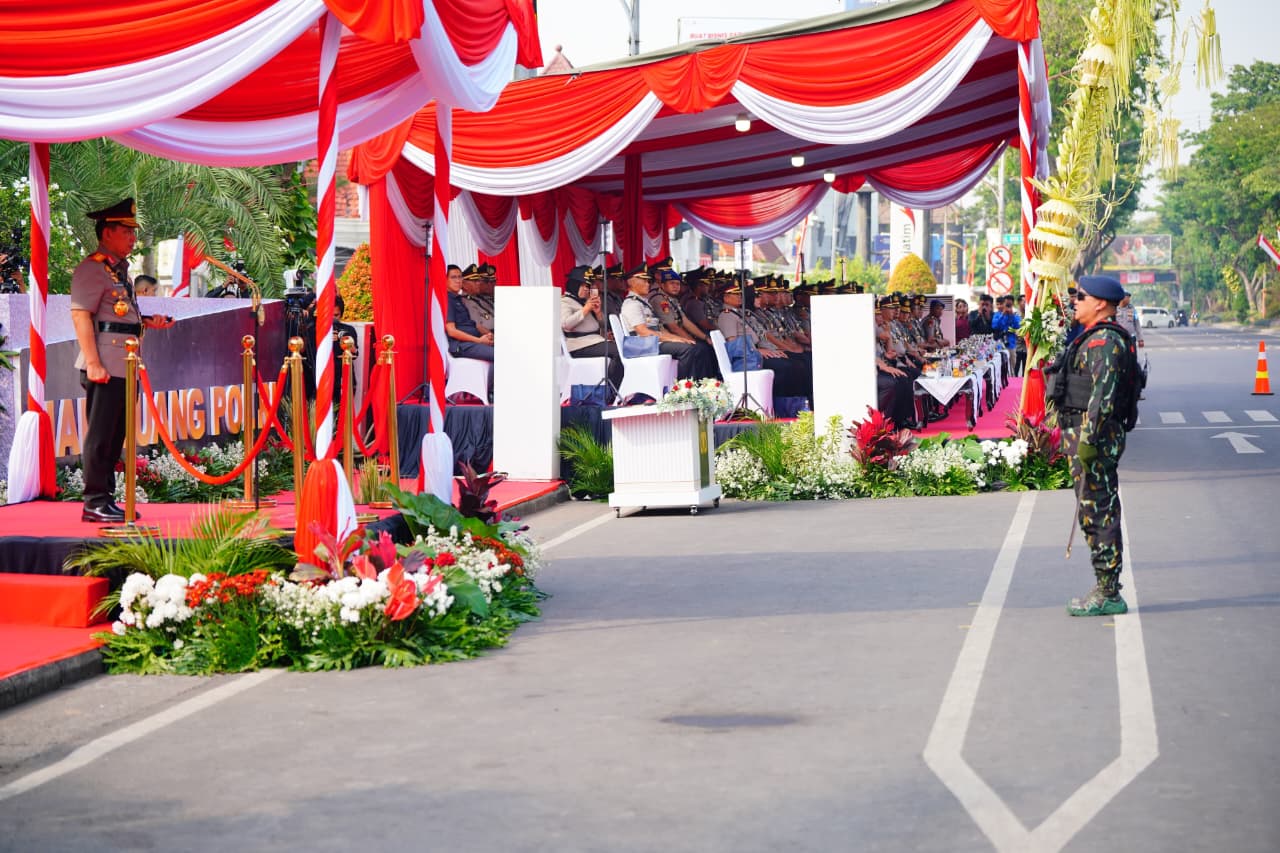 Peringati Hari Juang Polri Kapolri Jenderal Pol Listyo Sigit Prabowo pimpin upacara. (BeritaNasional/Bachtiarudin)