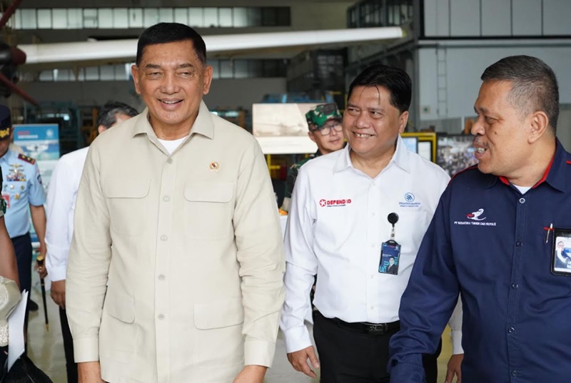 Menhan: Bapak Presiden Selalu Bersama Rakyat Menteri Pertahanan (Menhan) Sjafrie Sjamsoeddin (Beritanasional/Bachtiar)