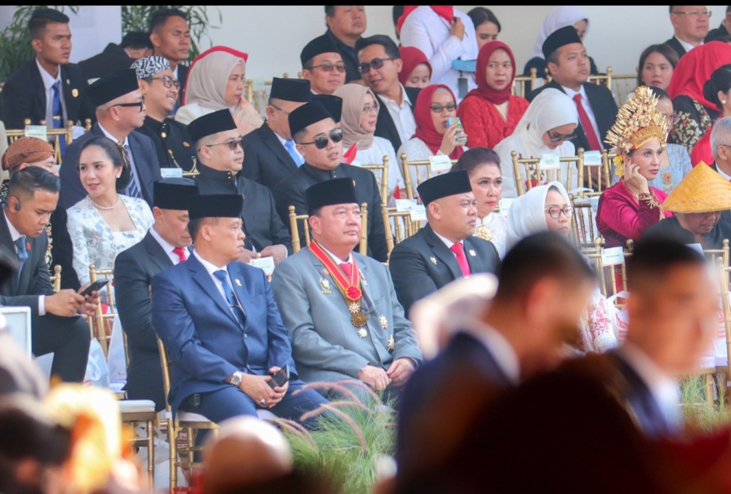 Menko Polkam Budi Gunawan hadir di upacara Detik-detik Kemerdekaan di Istana Merdeka. (BeritaNasional/Lydia)