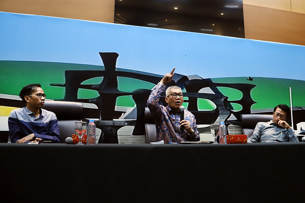 Diskusi Konstitusi dan Demokrasi Indonesia dengan tema "Menata Ulang Demokrasi: Implikasi Putusan MK dalam Revisi UU Pemilu". (BeritaNasional/Elvis Sendouw)